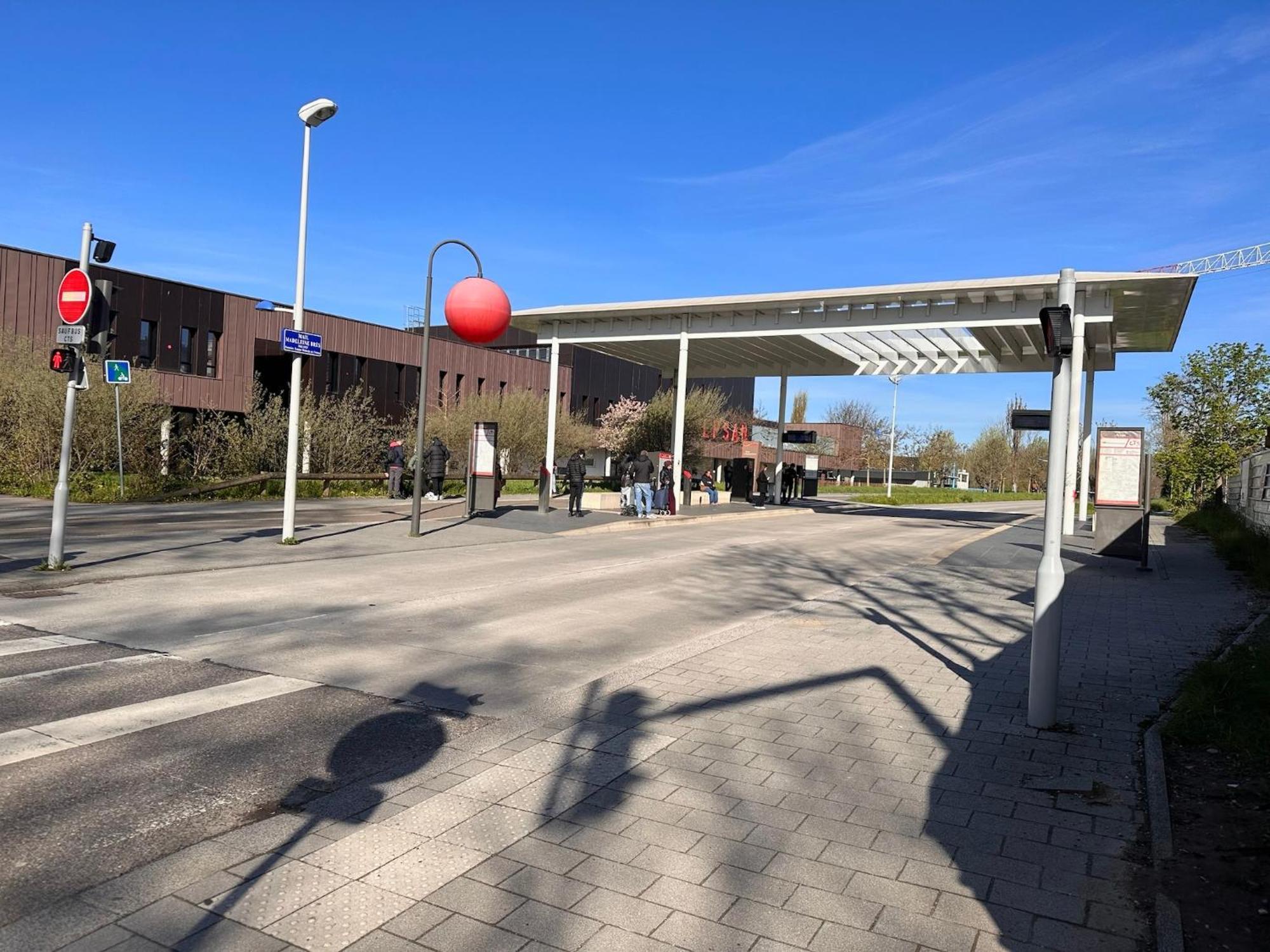 Grand Appart Neuf Lumineux, Parking Gratuit, 10 Min Centre Strasbourg Exterior foto